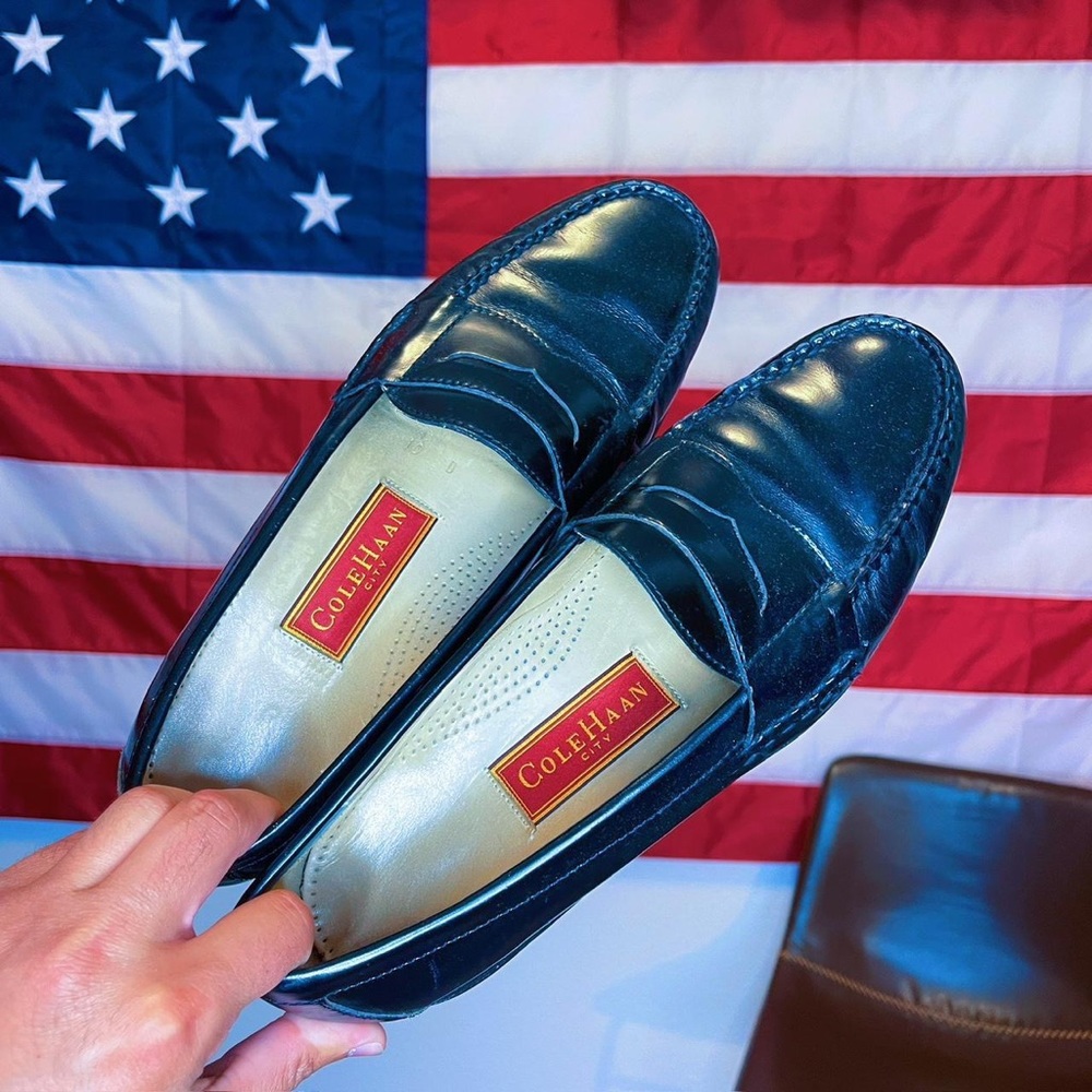 Vintage black leather loafers size 10.5